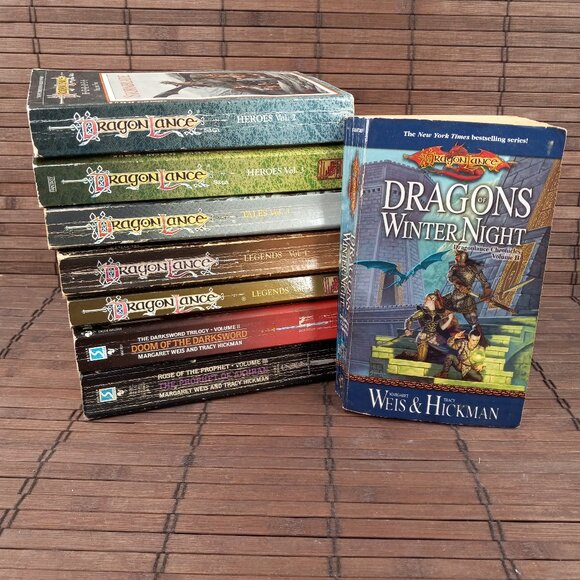 Lot Of 8 Dragonlance Tales Legend Heroes Darksword Prophet Weis Hickman - Picture 1 of 10